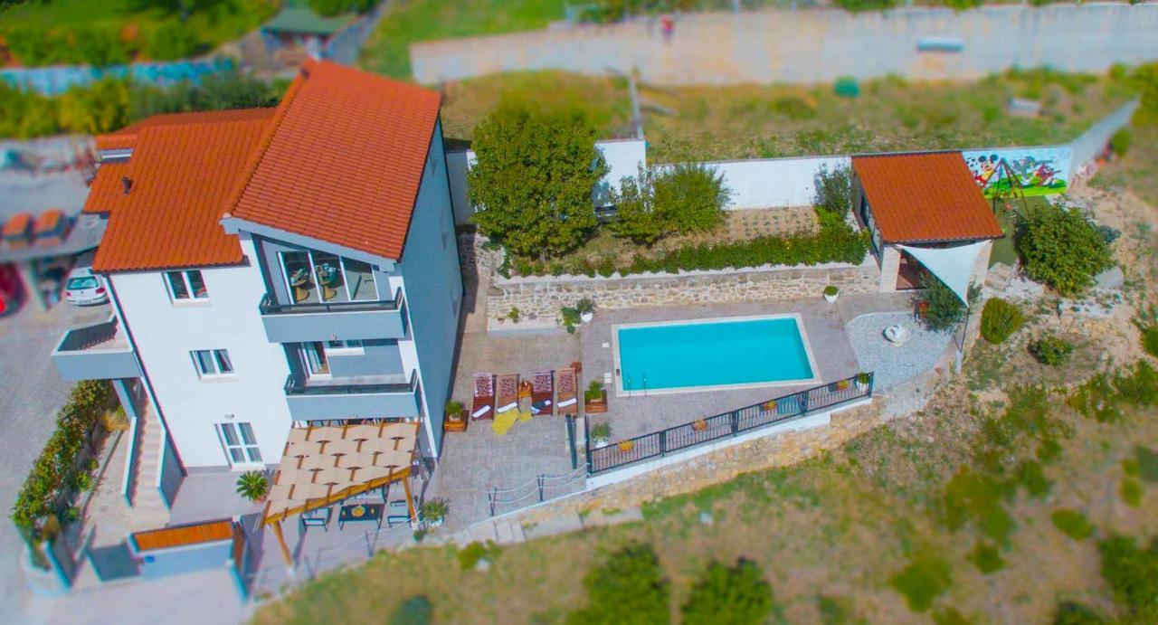 Hill Apartment With Private Pool Kučine Extérieur photo