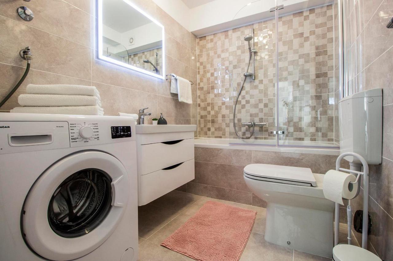 Hill Apartment With Private Pool Kučine Extérieur photo