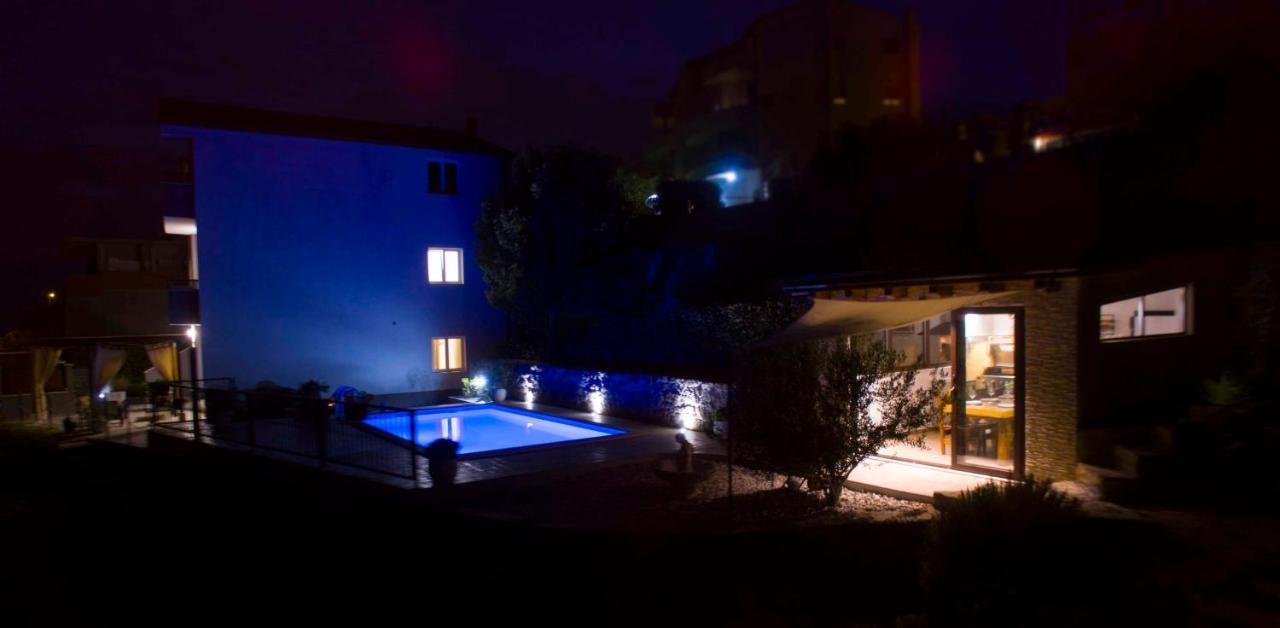 Hill Apartment With Private Pool Kučine Extérieur photo